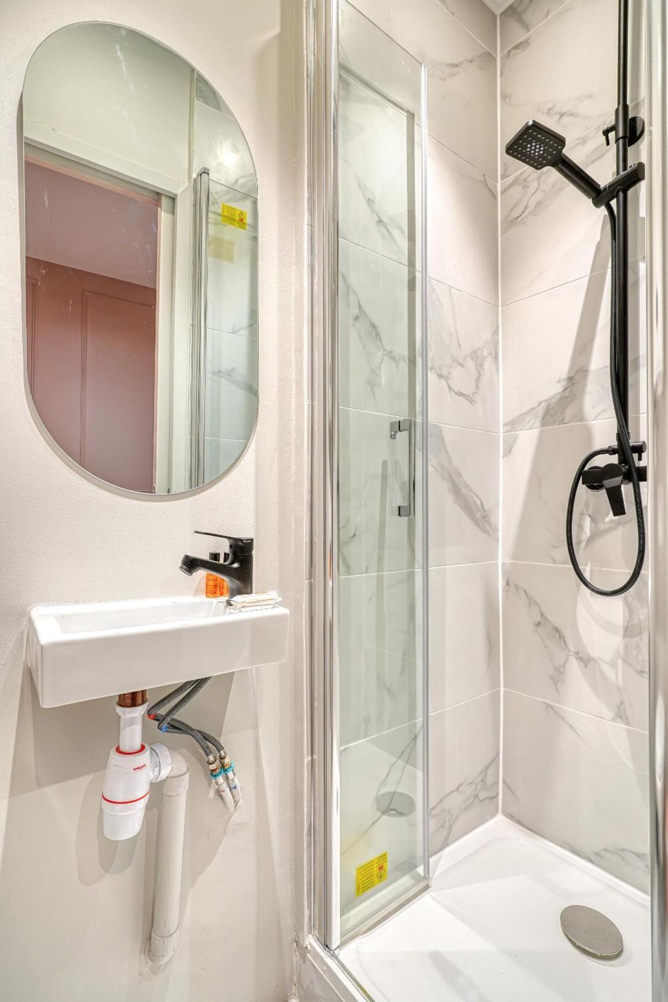 Suite Anna In Paris Republique Rom bilde
