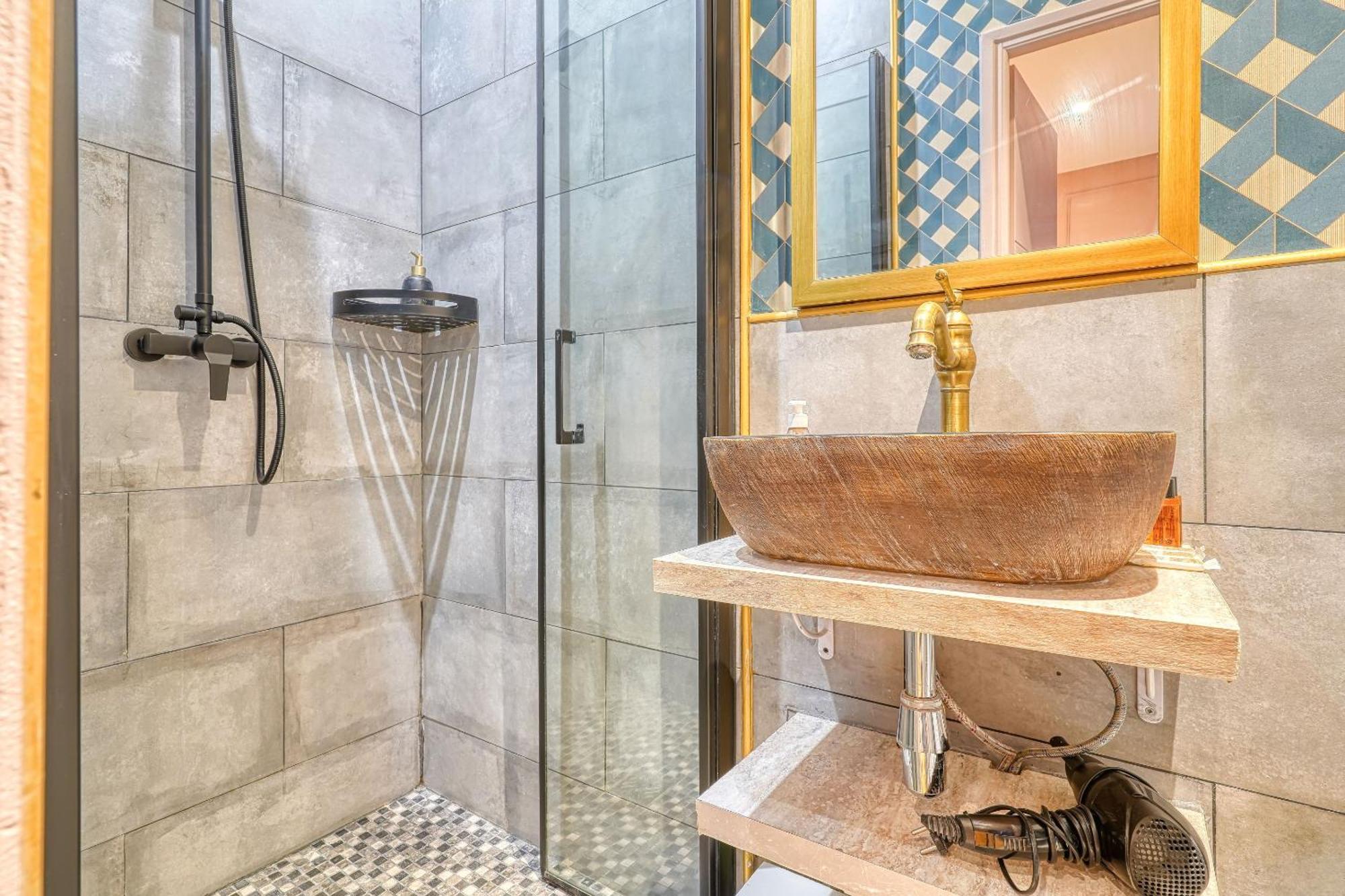 Suite Anna In Paris Republique Rom bilde