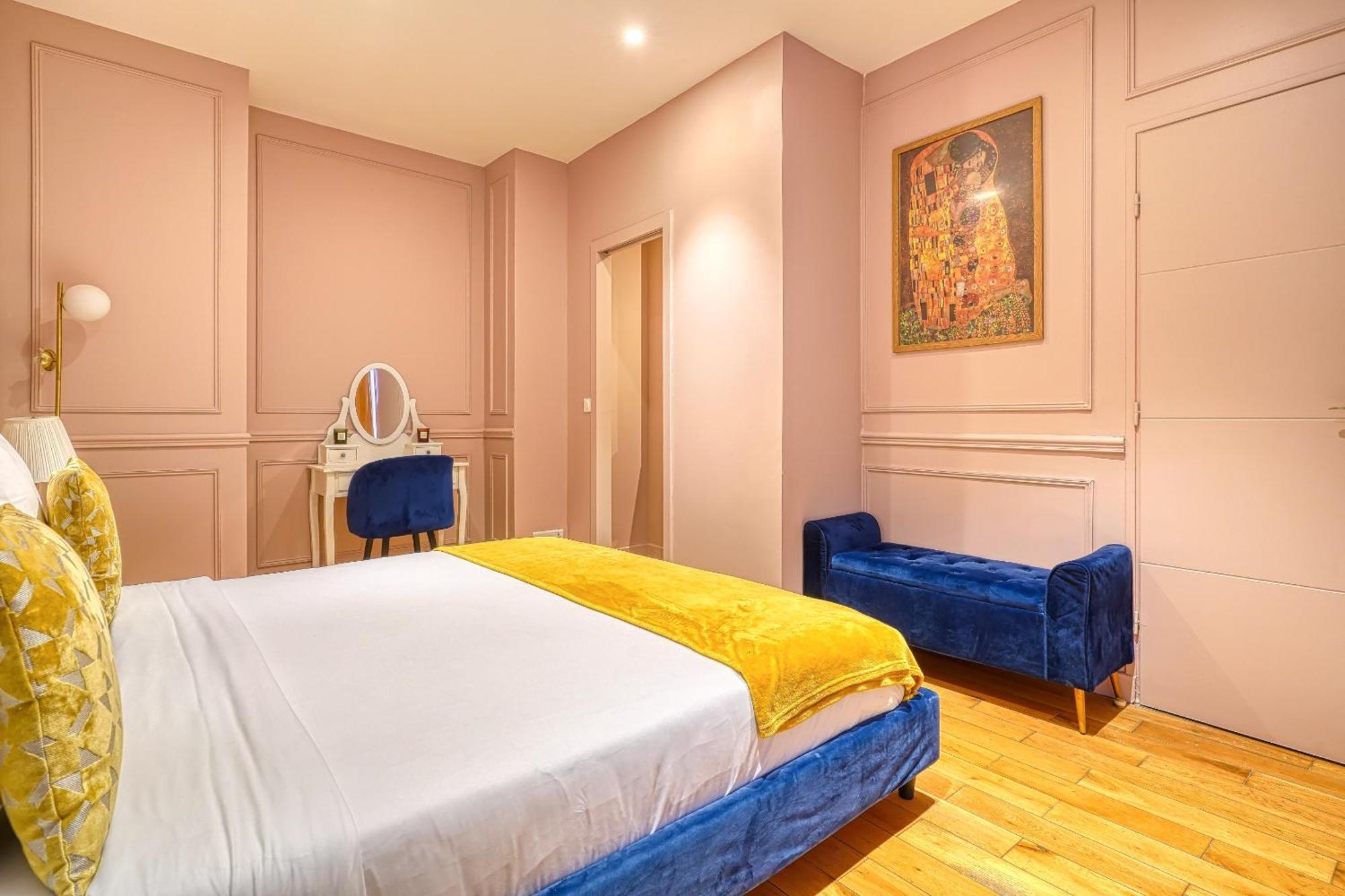Suite Anna In Paris Republique Rom bilde